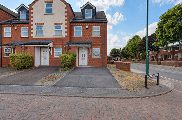 3 Bedroom Terraced House To Rent In Ashby Crescent, Scunthorpe, DN16