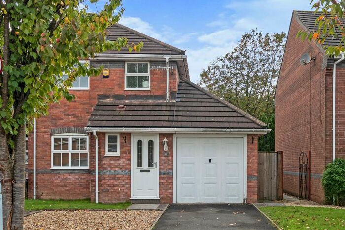 3 Bedroom End Of Terrace House For Sale In Elm Crescent, Penllergaer, Swansea, SA4