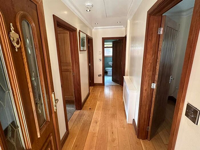2 Bedroom Bungalow For Sale In Kings Acre Road, Hereford, HR4