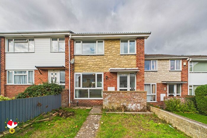 3 Bedroom Terraced House For Sale In Curlew Road, Abbeydale, Gloucester, GL4