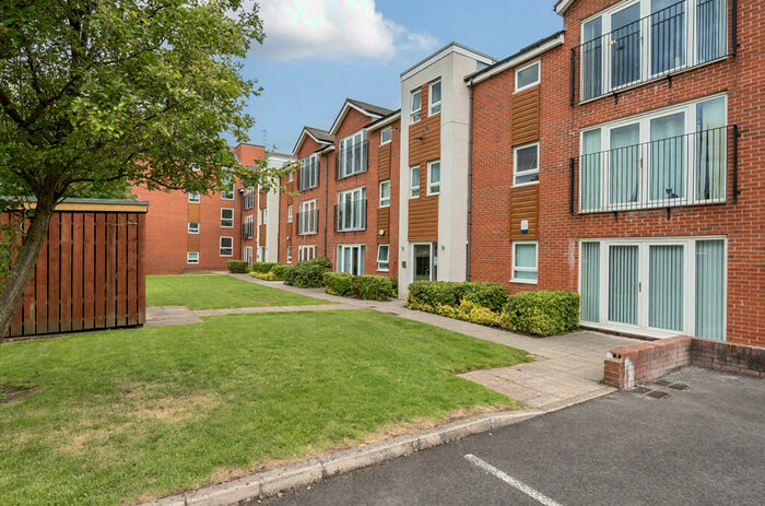 2 Bedroom Apartment To Rent In Temple Apartments, Cornishway, Wythenshawe, M22