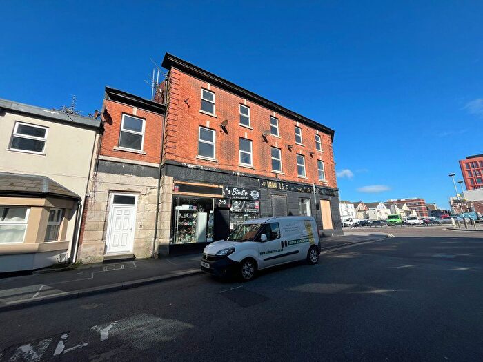 2 Bedroom Flat To Rent In South King Street, Blackpool, Lancashire, FY1