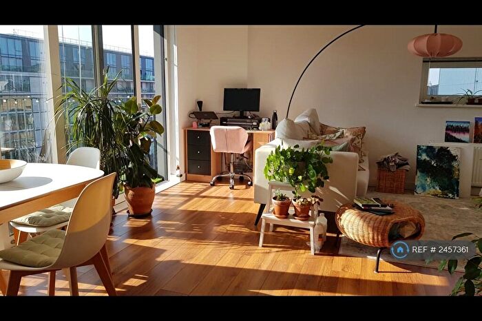 2 Bedroom Flat To Rent In City Road, London, EC1V