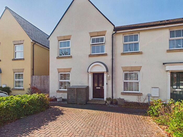 4 Bedroom Terraced House For Sale In Howarth Close, Sidmouth, EX10