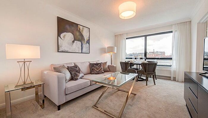 2 Bedroom Flat To Rent In Pelham Court, Fulham Road, SW3