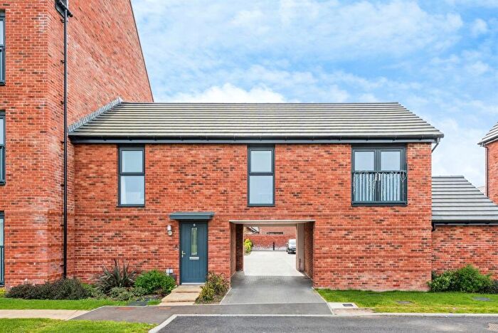 2 Bedroom House For Sale In Russet Close, Swindon, SN1