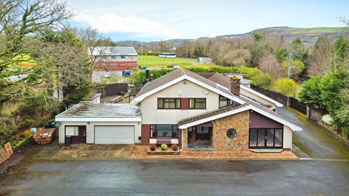 4 Bedroom Detached House For Sale In Primrose Bank, Bryncoch, Neath, SA10