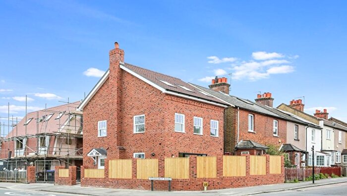 3 Bedroom Detached House For Sale In A Tilehurst Road, Cheam, SM3