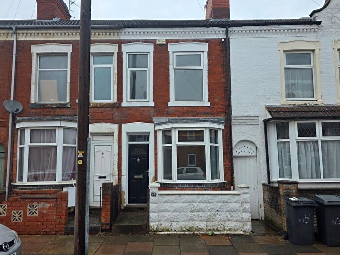 2 Bedroom Terraced House For Sale In Hawkesbury Road, Leicester, LE2