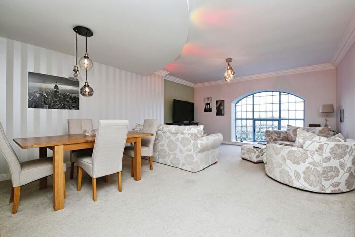 1 Bedroom Flat For Sale In Fletcher Road, Gateshead, Tyne And Wear, NE8