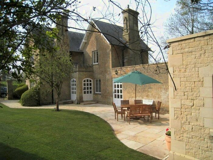 4 Bedroom Detached House To Rent In Swerford Park, Chipping Norton, Oxon, OX7