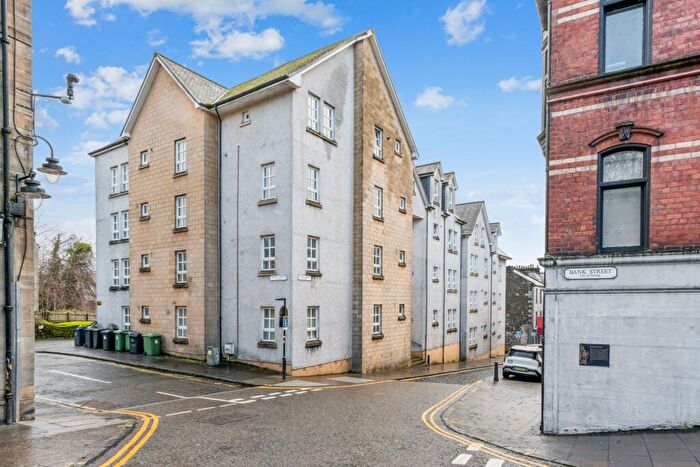 2 Bedroom Flat To Rent In Baker Street, Stirling, Stirlingshire, FK8