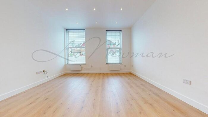 1 Bedroom Flat To Rent In Park Road, Barnet, EN5