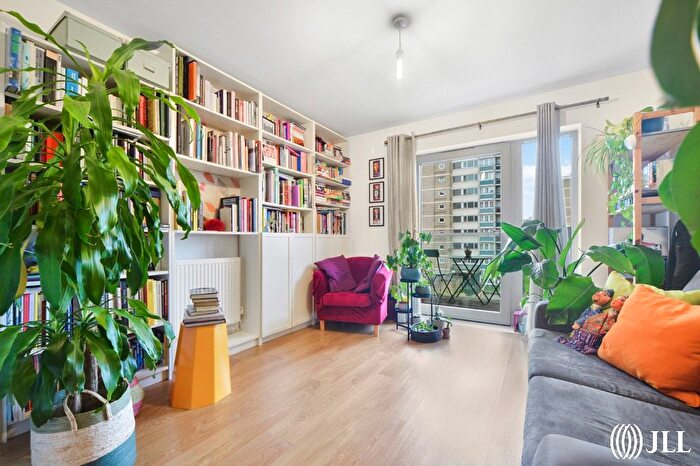 1 Bedroom Flat To Rent In Katherine Close, London, N4