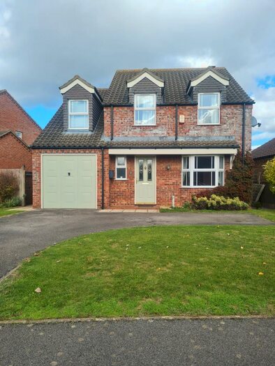 4 Bedroom Detached House To Rent In Heath Road, Navenby, LN5