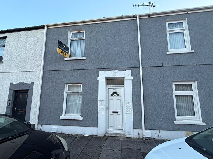 2 Bedroom House To Rent In Catherine Street, Llanelli, Carmarthenshire, SA15