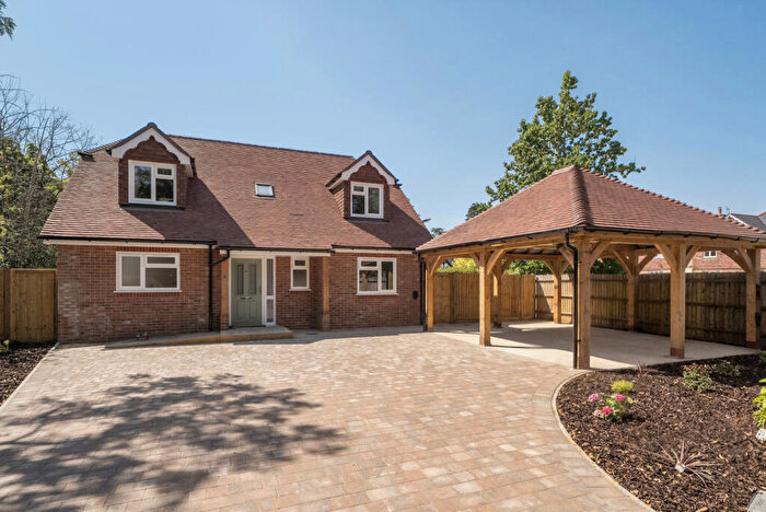 4 Bedroom Detached House For Sale In Jardine Meadows, Croft Road, Spencers Wood, Reading, RG7