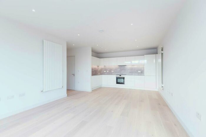 2 Bedroom Apartment To Rent In Royal Crest Avenue, London, E16