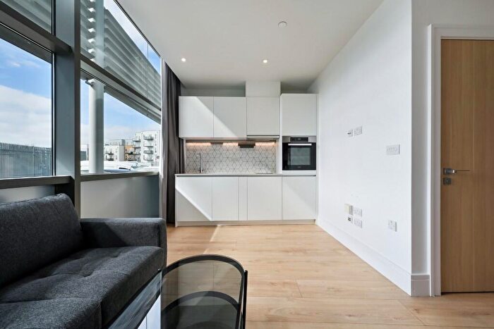 Studio To Rent In Station Road, Addlestone, Surrey, KT15