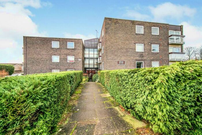 2 Bedroom Apartment To Rent In Heatherhayes, Ipswich, IP2