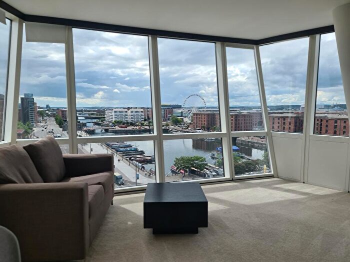 3 Bedroom Apartment To Rent In Strand Street Liverpool, L1