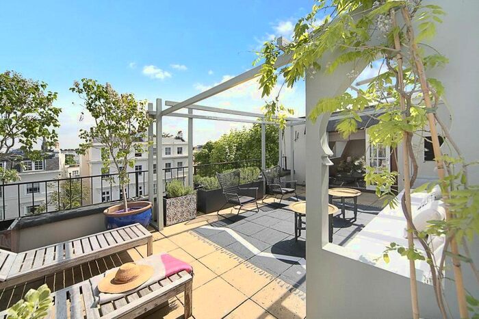 1 Bedroom Flat To Rent In Pembridge Villas, London, W11