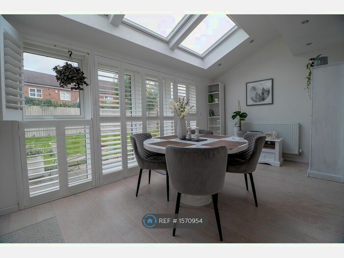 2 Bedroom Detached House To Rent In Anderton Lane, Eccles, Manchester, M30