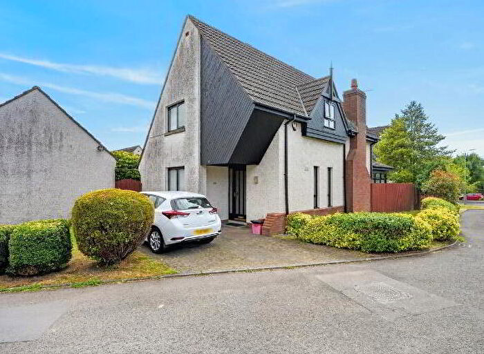 3 Bedroom Detached House For Sale In Greer Park Heights, Belfast, BT8