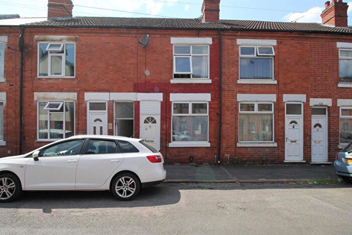3 Bedroom Terraced House To Rent In Wharncliffe Road, Loughborough, LE11