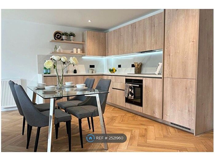 2 Bedroom Flat To Rent In Dovecot Residences, Edinburgh, EH12