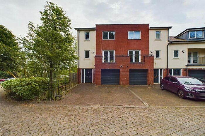 3 Bedroom Property To Rent In St. Catherines Court, Newcastle Upon Tyne, NE2