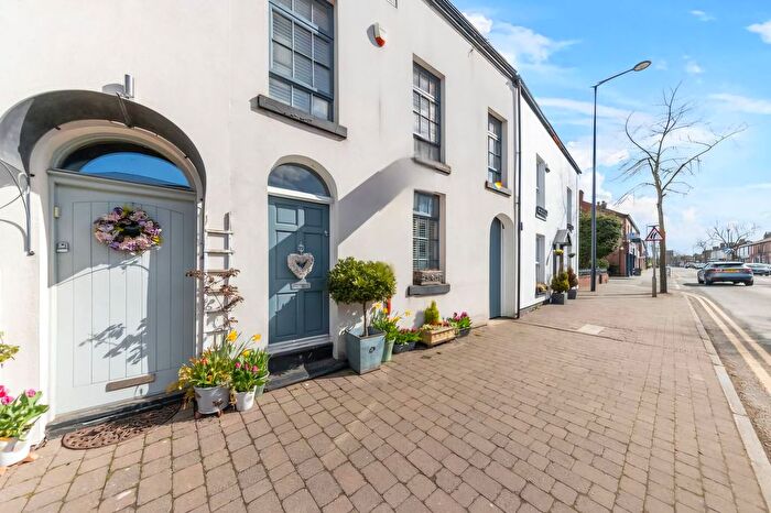 3 Bedroom Terraced House For Sale In High Street, Newton-Le-Willows, WA12