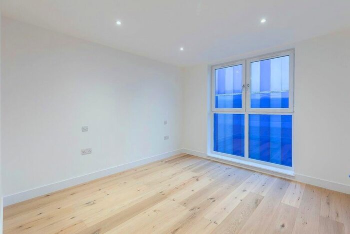 1 Bedroom Flat To Rent In Eastern Road, Romford, RM1