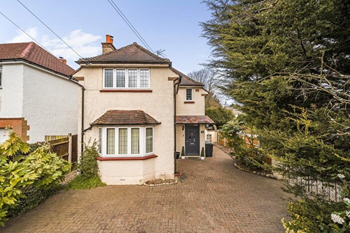3 Bedroom Detached House For Sale In Croxley Green, Rickmansworth, Hertfordshire, WD3