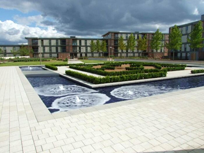 2 Bedroom Apartment To Rent In Opal House, Merrivale Mews, MK9