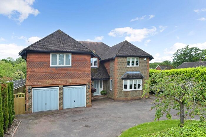 6 Bedroom Detached House To Rent In Avenue Road Cranleigh, GU6