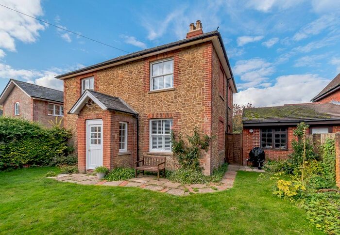 3 Bedroom Detached House To Rent In Park Drive, Bramley, GU5