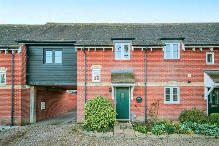 2 Bedroom Semi-Detached House For Sale In Black Barn Close, Lower Somersham, Ipswich, IP8