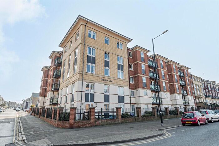 1 Bedroom Flat For Sale In Harold Road, Margate, CT9