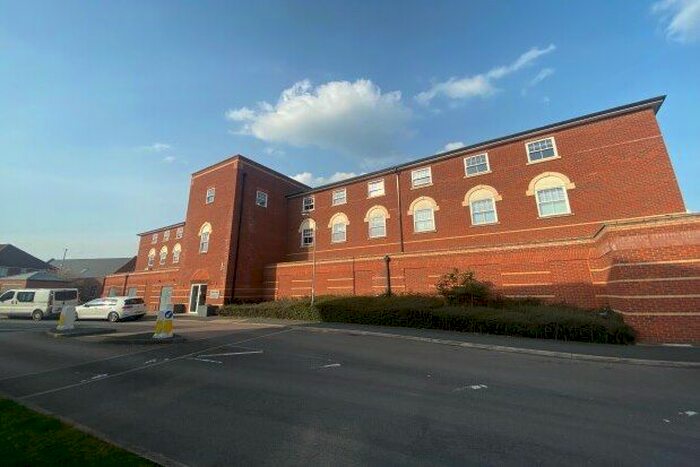 1 Bedroom Flat To Rent In Alder Meadow, Warwick, CV34
