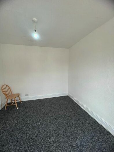 3 Bedroom Flat To Rent In Marfitt Street, Leicester, LE4