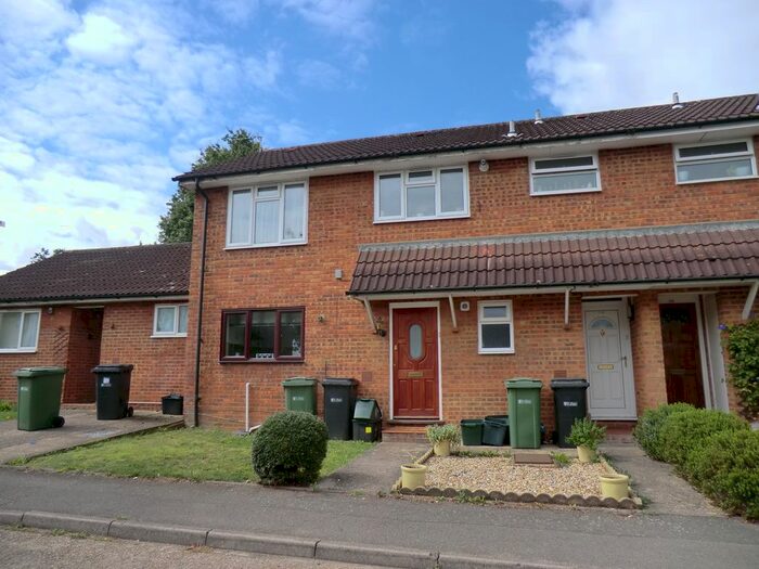 1 Bedroom Maisonette To Rent In Berners Drive, St Albans AL1