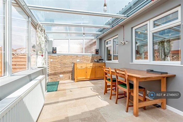 3 Bedroom Terraced House To Rent In South Liberty Lane, Bristol, BS3