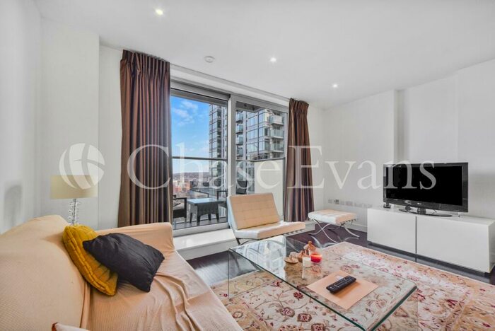 1 Bedroom Flat To Rent In Pan Peninsula Square, Canary Wharf, London, E14