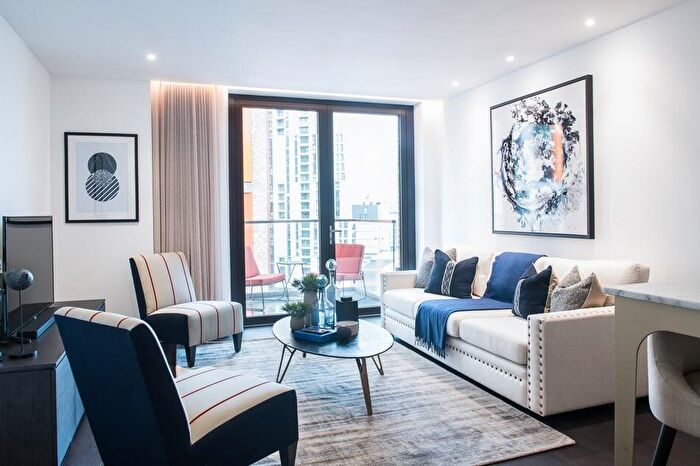 3 Bedroom Apartment To Rent In Charles Clowes Walk, Nine Elms, SW11