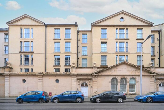 2 Bedroom Flat To Rent In Valleyfield Street, Edinburgh, EH3