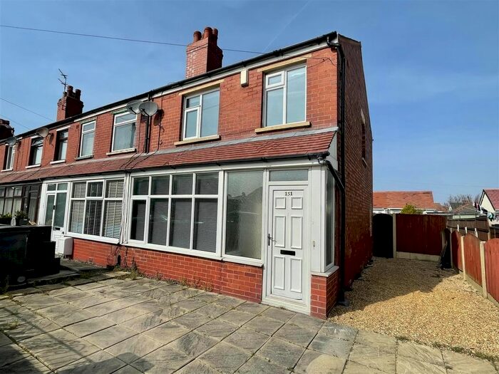 3 Bedroom End Of Terrace House To Rent In Marsden Road, Blackpool, FY4
