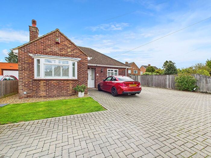5 Bedroom Detached House For Sale In Barford Road, St. Neots, PE19