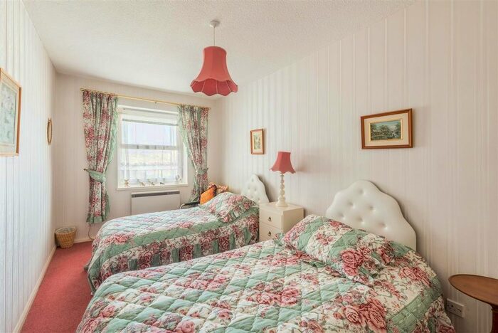 2 Bedroom Flat For Sale In "Channings, " Kingsway, Hove, BN3