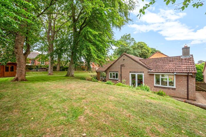 4 Bedroom Bungalow For Sale In Springfield Way, Oakham, LE15